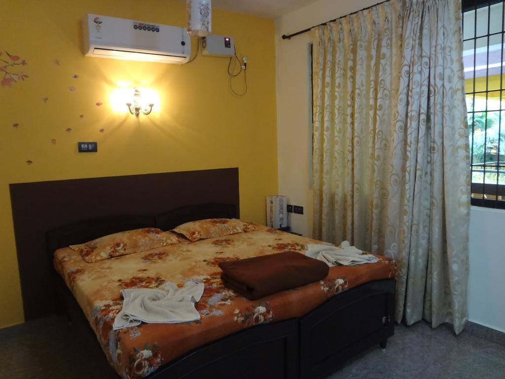 Aurita Holiday Homes Candolim Luaran gambar